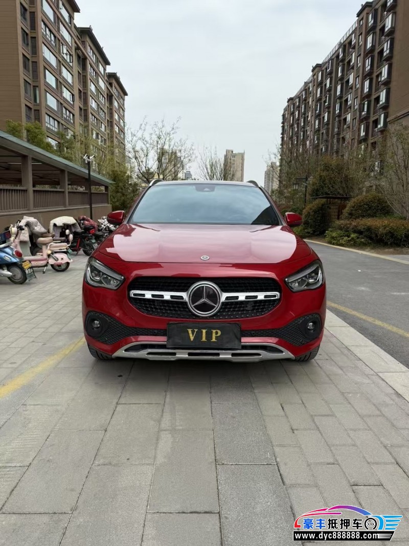 22年奔驰GLA轿车抵押车出售