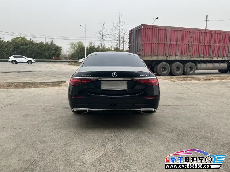 23年奔驰S轿车抵押车出售