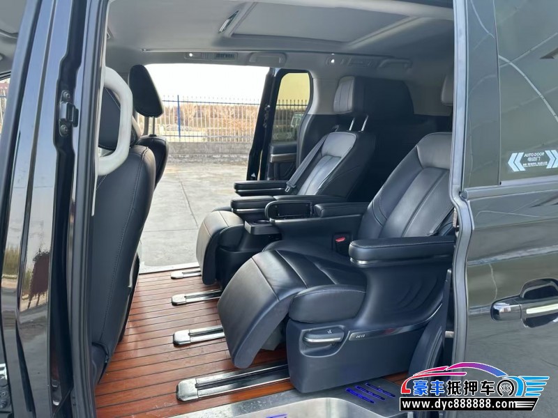 22年传祺M8轿车抵押车出售