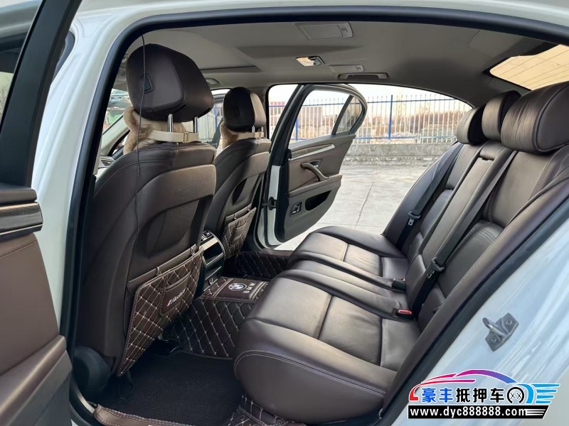 14年宝马5系轿车抵押车出售