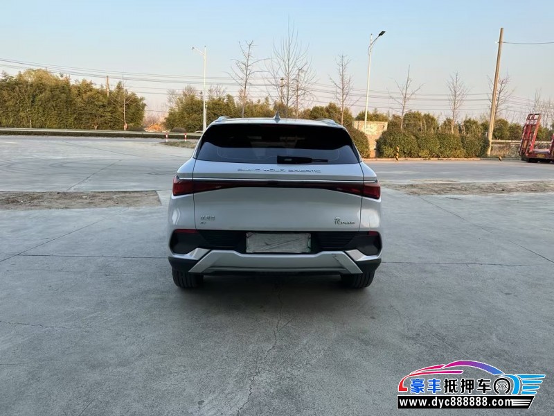 23年比亚迪元轿车抵押车出售