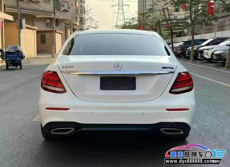 20年奔驰E轿车抵押车出售