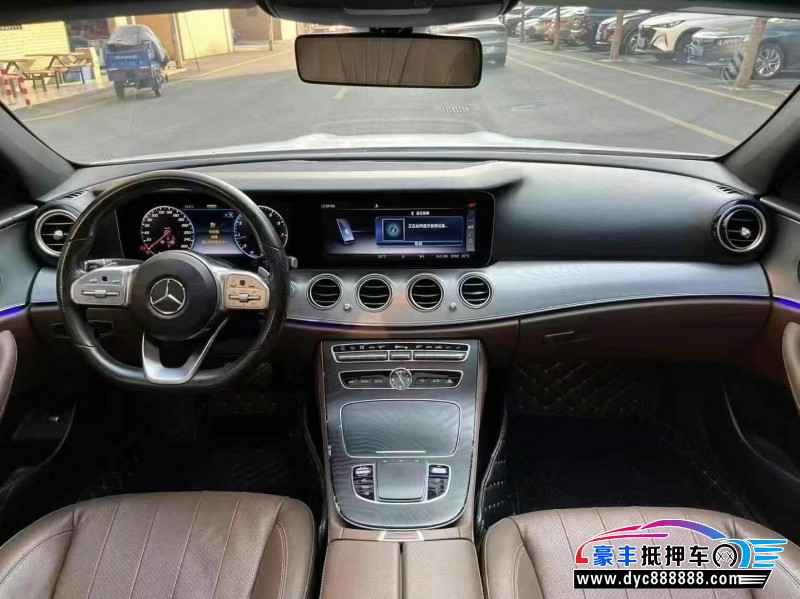 20年奔驰E轿车抵押车出售