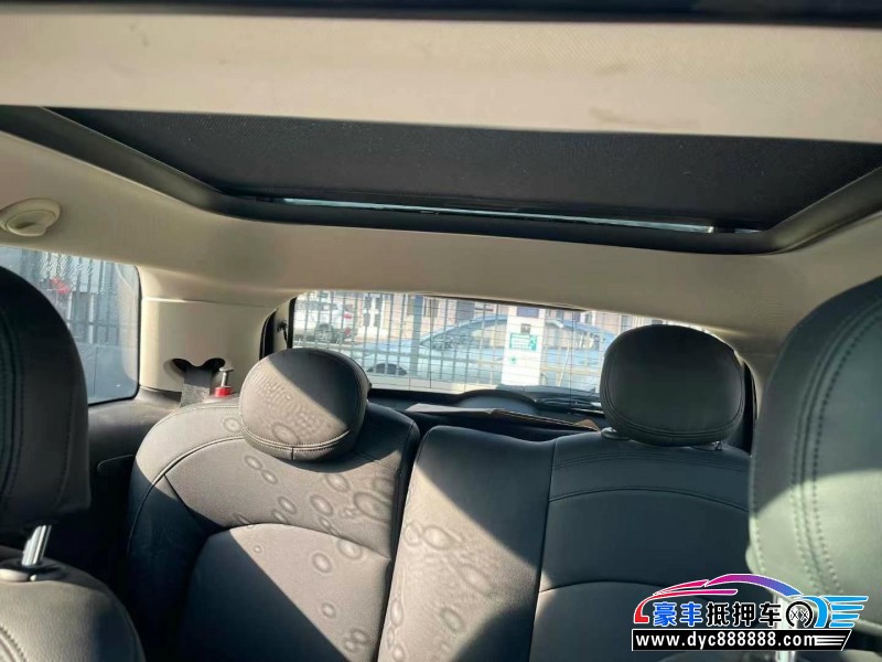 15年宝马MINI轿车抵押车出售