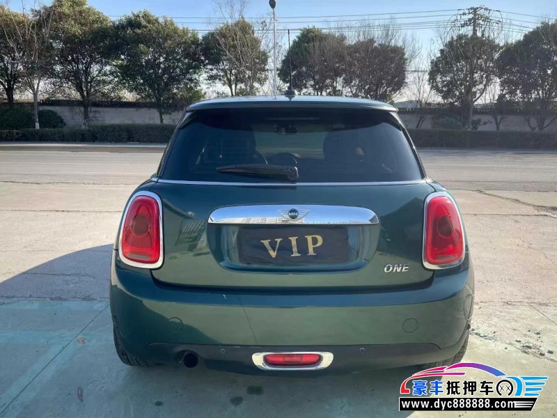 15年宝马MINI轿车抵押车出售