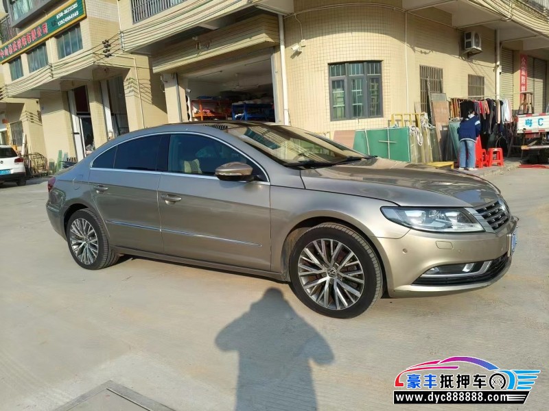 15年大众CC轿车抵押车出售