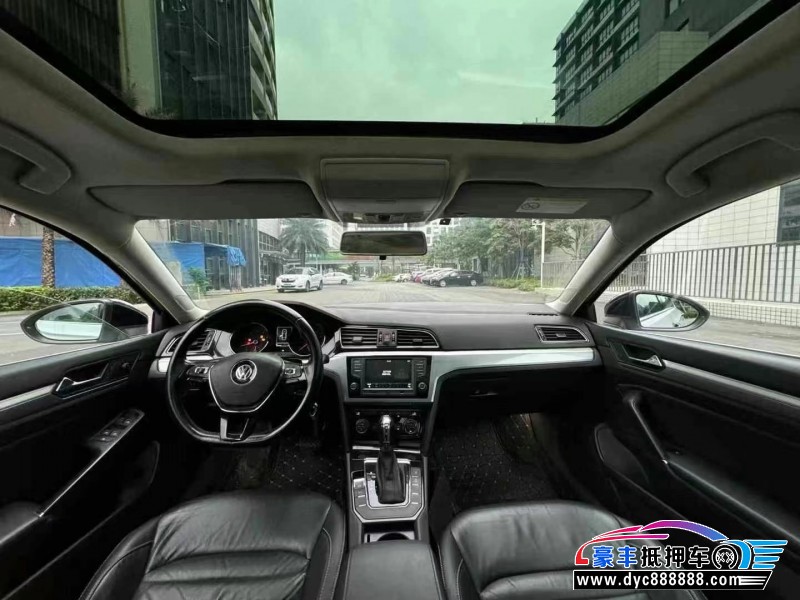 17年大众凌渡轿车抵押车出售