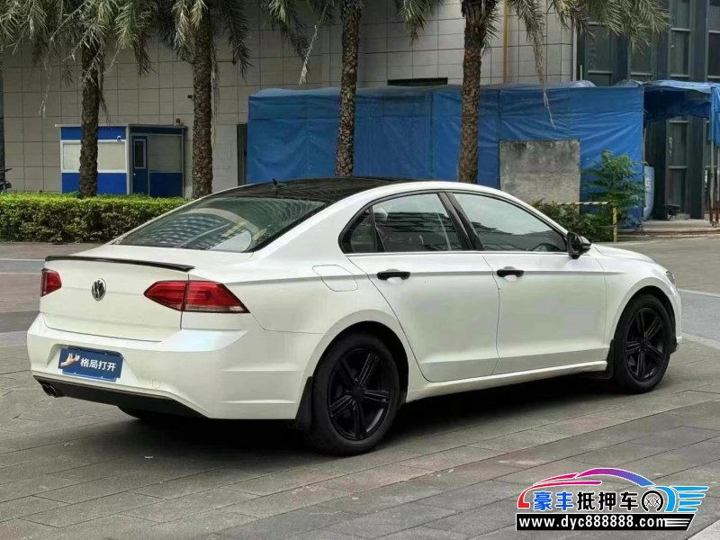 17年大众凌渡轿车抵押车出售