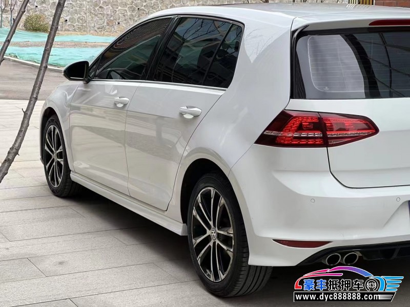 16年大众高尔夫轿车抵押车出售