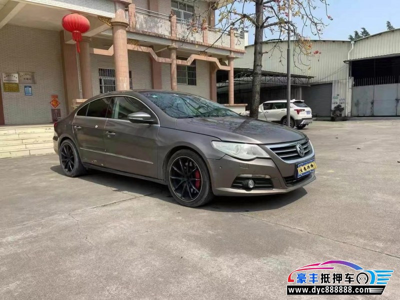 13年大众CC轿车抵押车出售