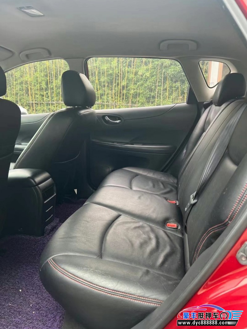 15年日产骐达轿车抵押车出售