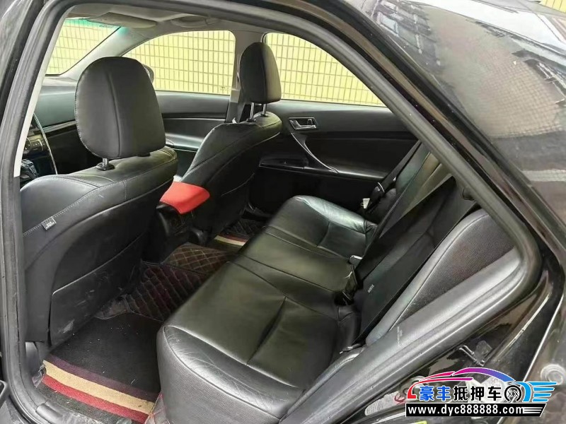 11年丰田锐志轿车抵押车出售