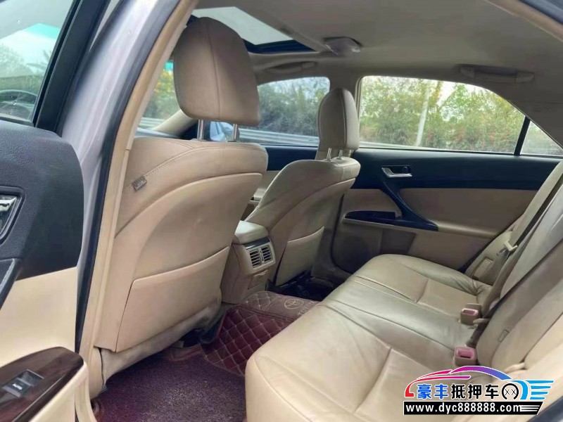 12年丰田锐志轿车抵押车出售