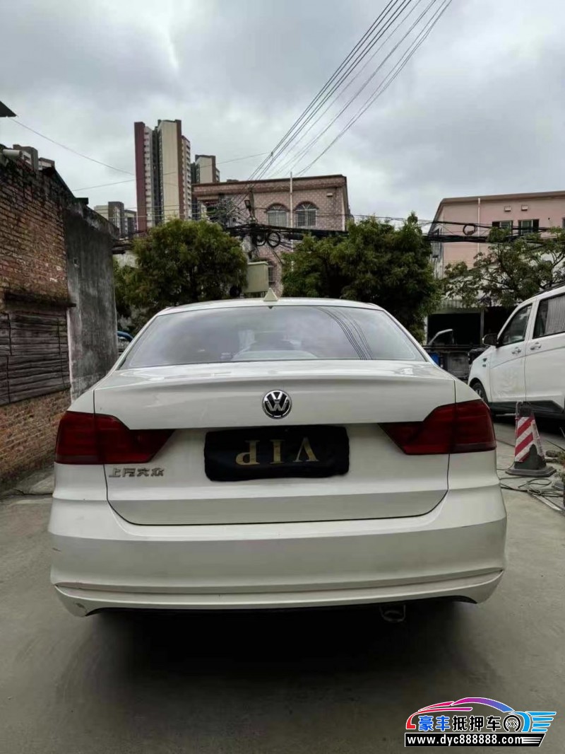 18年大众桑塔纳轿车抵押车出售