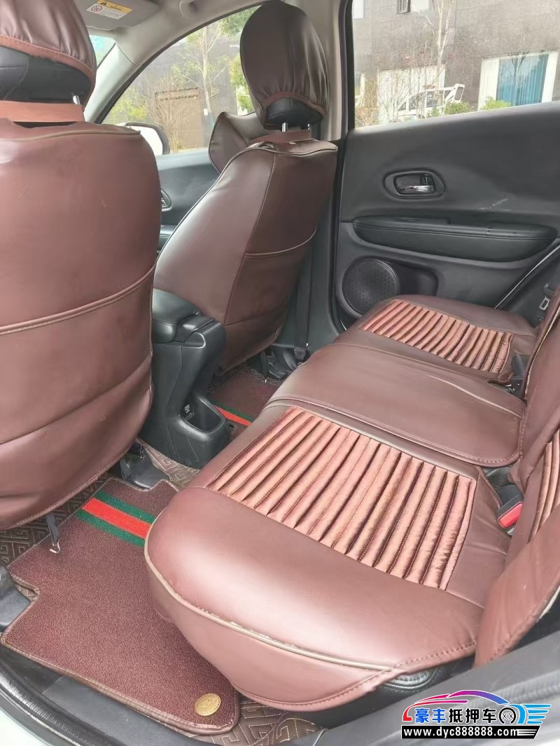 18年本田缤智轿车抵押车出售