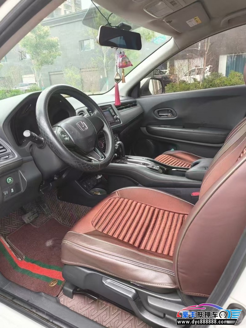 18年本田缤智轿车抵押车出售