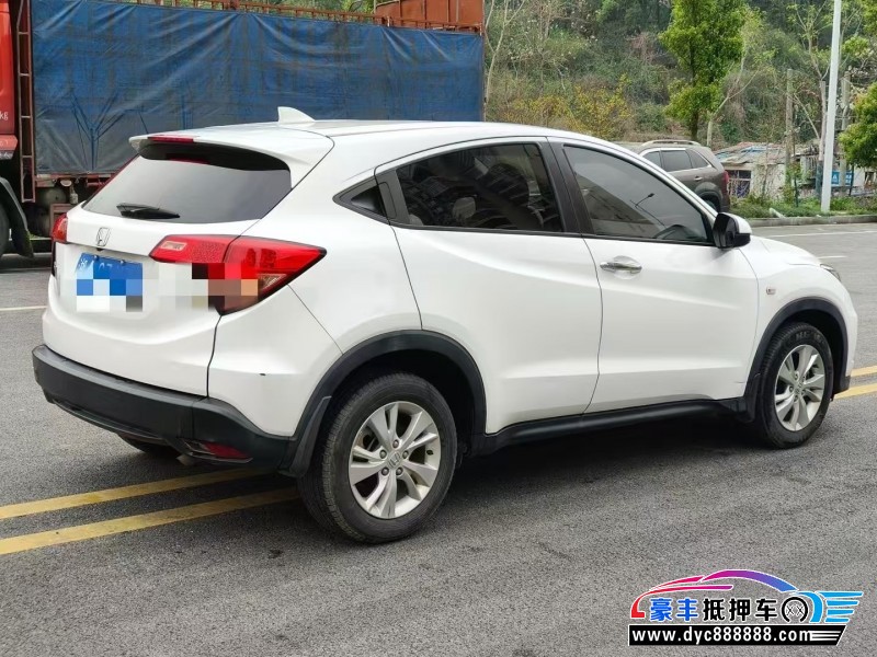 18年本田缤智轿车抵押车出售