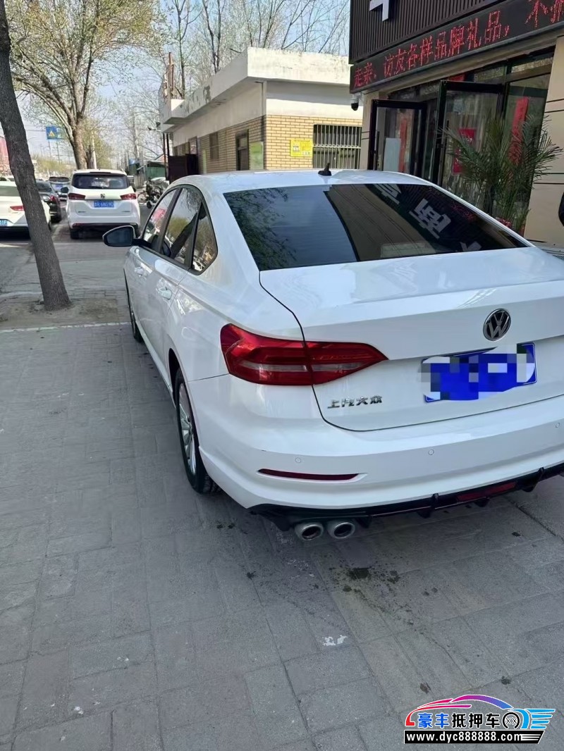 19年大众朗逸轿车抵押车出售