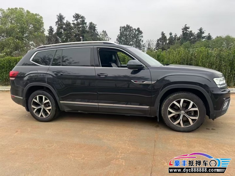 18年大众途昂轿车抵押车出售