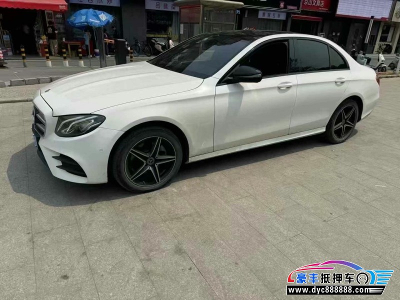 20年奔驰E轿车抵押车出售