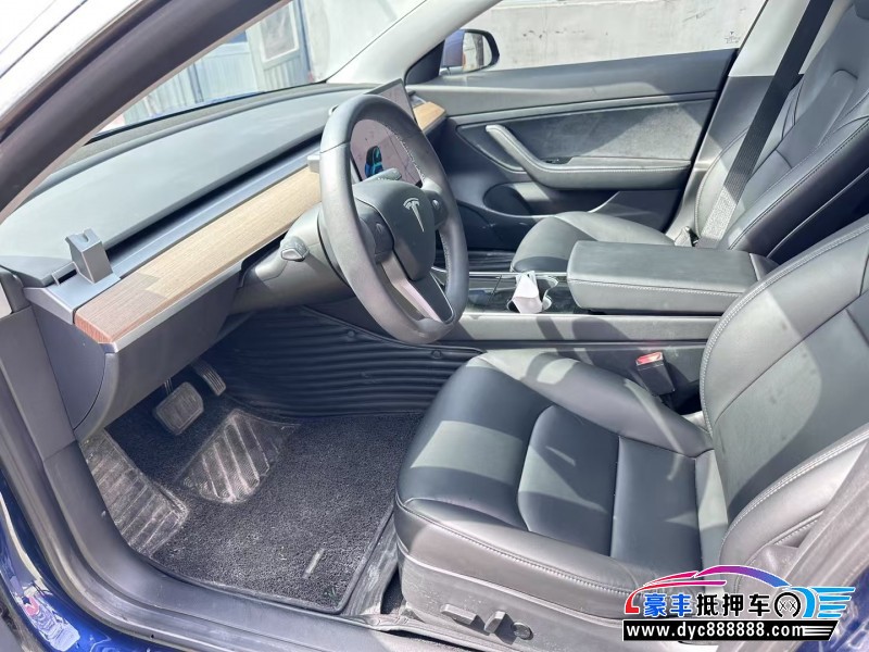 20年特斯拉MODEL 3轿车抵押车出售