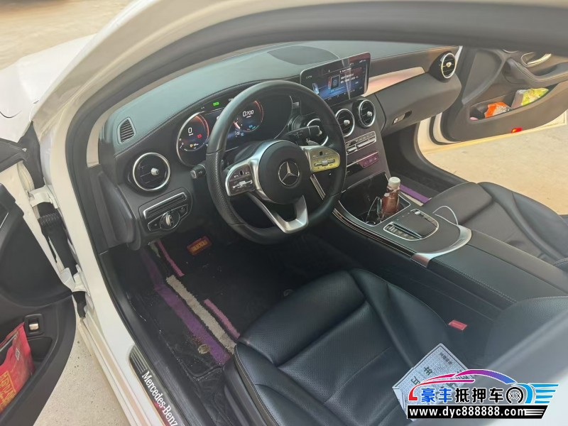 21年奔驰C轿车抵押车出售