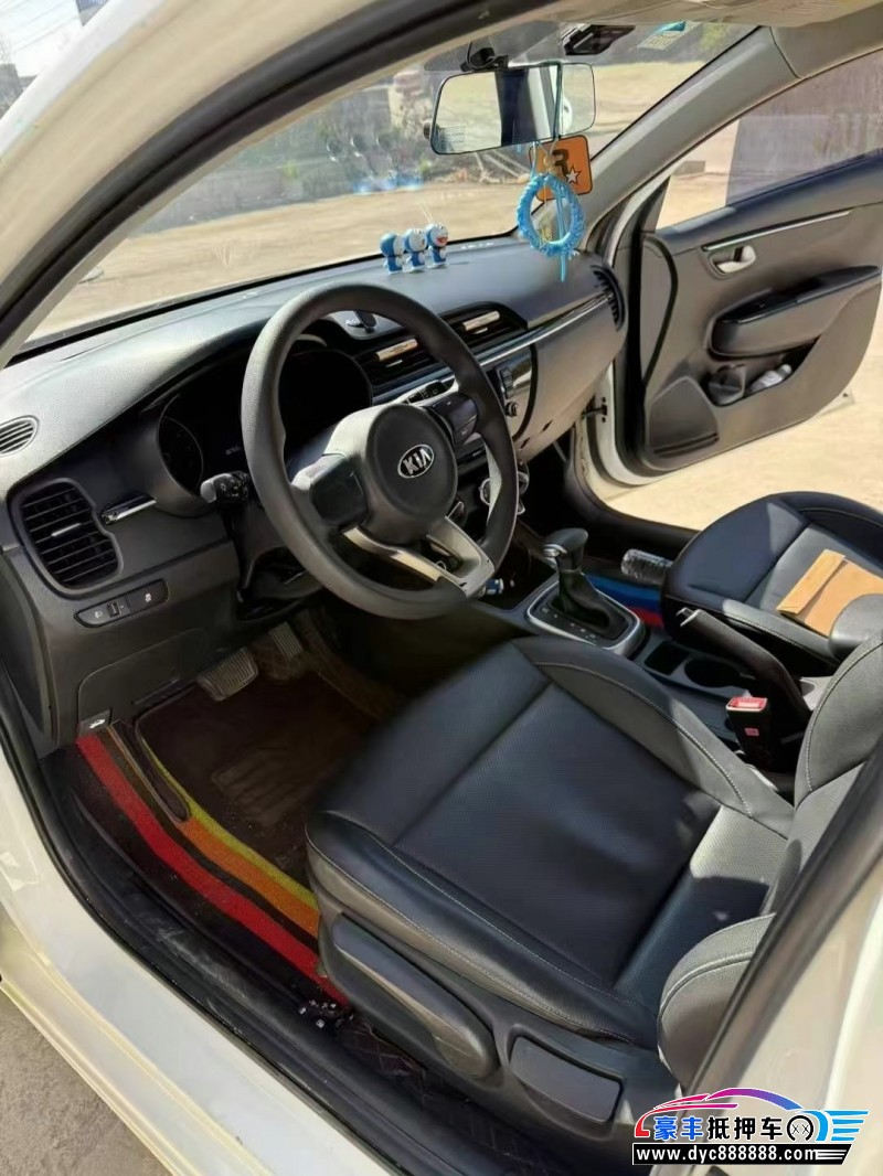 18年起亚K2轿车抵押车出售