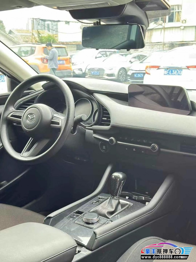 22年马自达昂克赛拉轿车抵押车出售