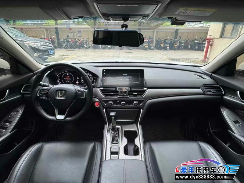 22年本田雅阁轿车抵押车出售