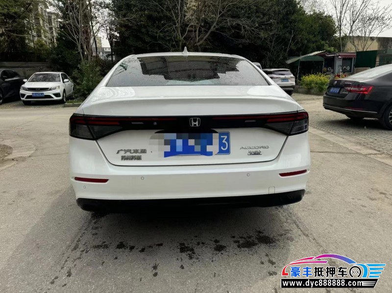 24年本田雅阁轿车抵押车出售