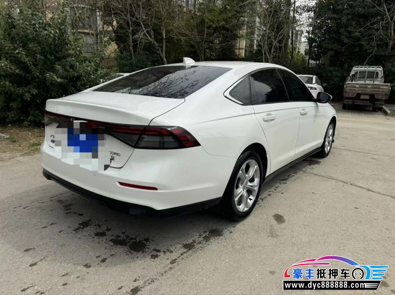 24年本田雅阁轿车抵押车出售