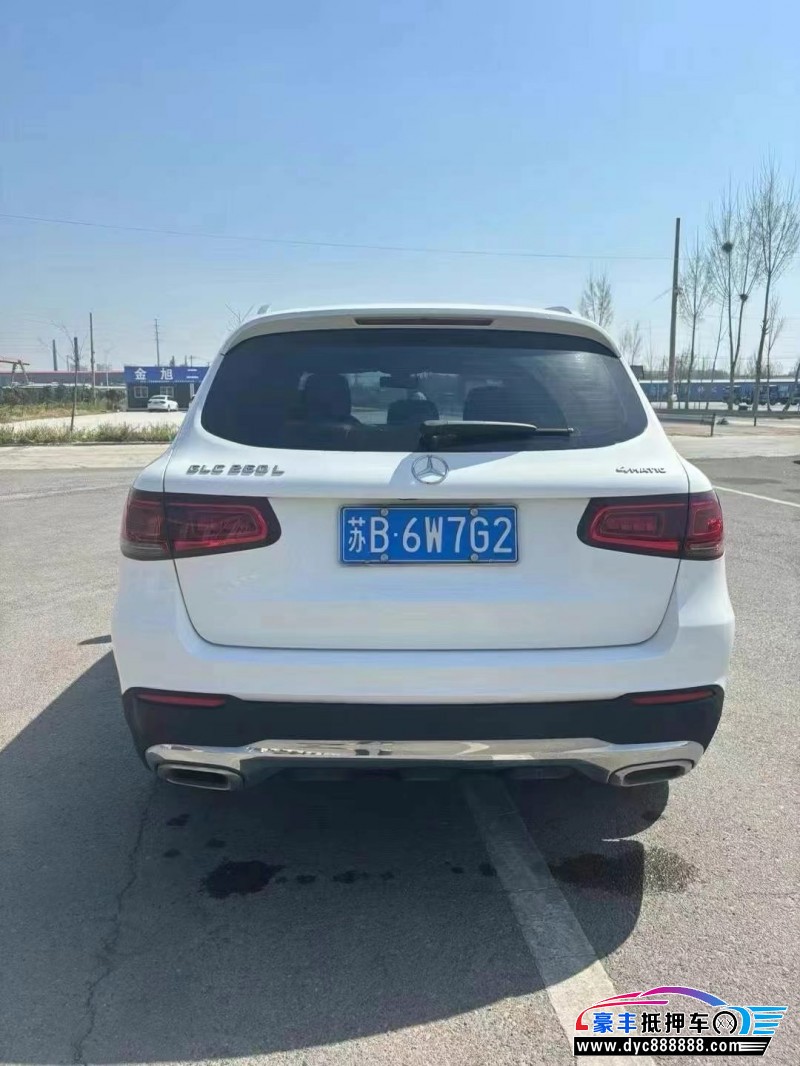 20年奔驰GLC轿车抵押车出售