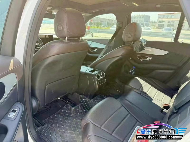 20年奔驰GLC轿车抵押车出售