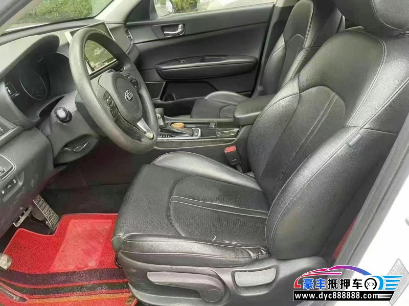 17年起亚K5轿车抵押车出售