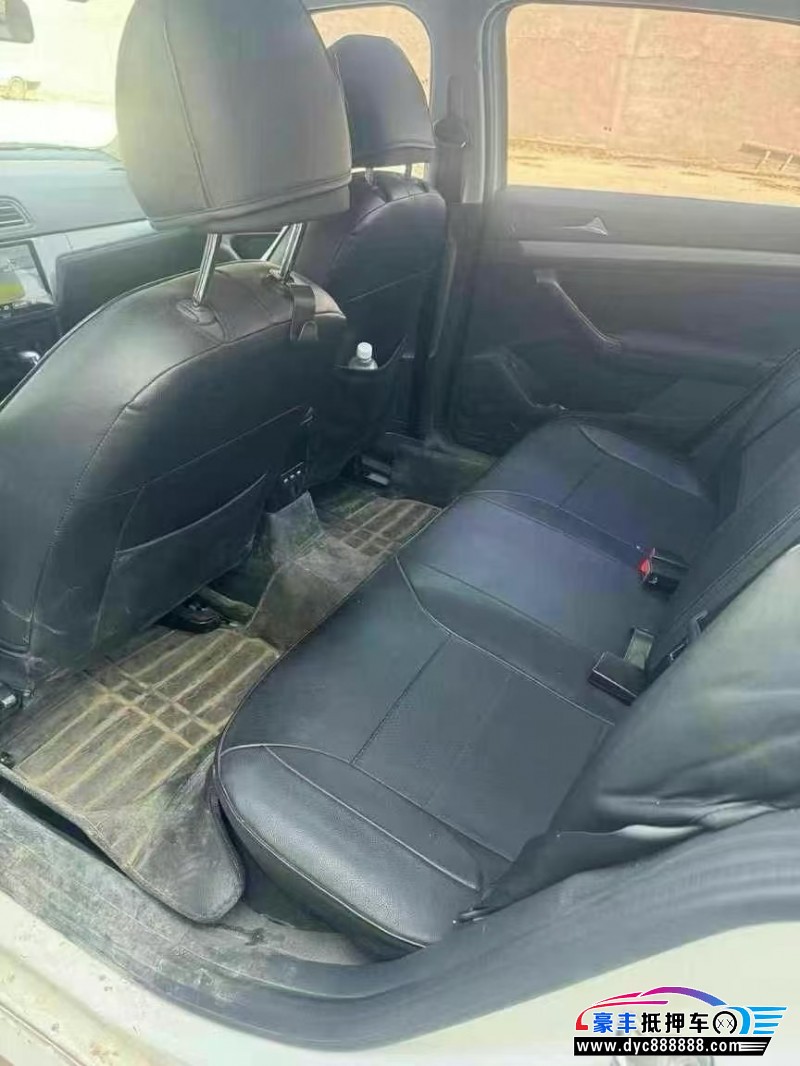 20年大众朗逸轿车抵押车出售