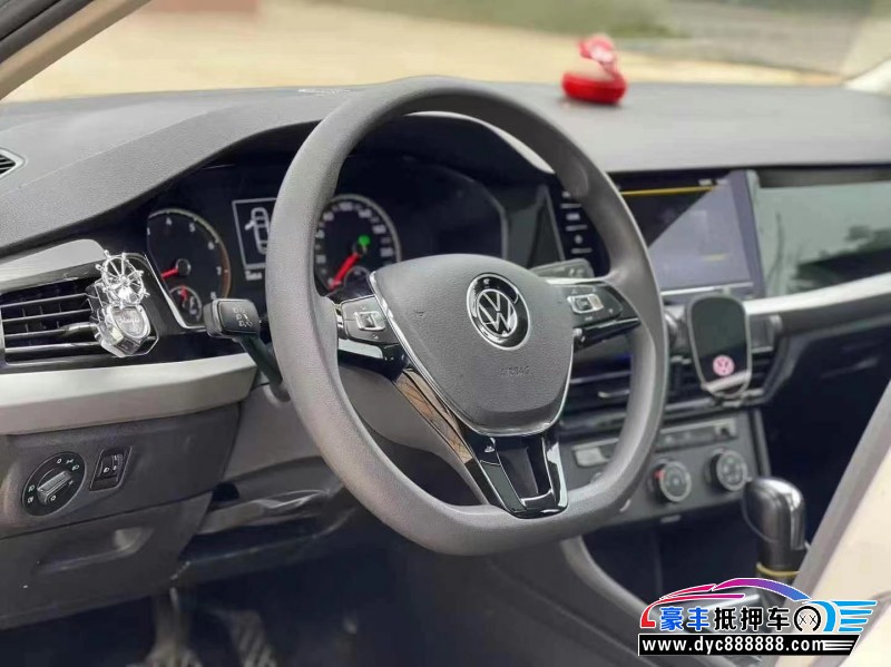 21年大众朗逸轿车抵押车出售