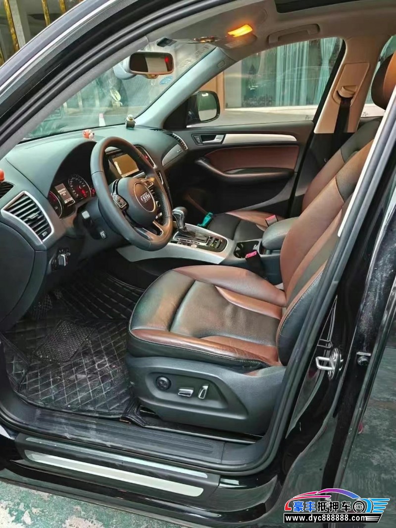 18年奥迪Q5轿车抵押车出售