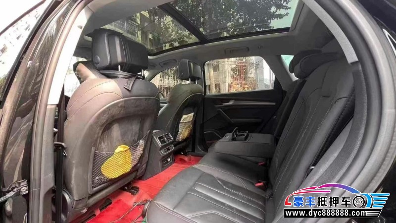 23年奥迪Q5轿车抵押车出售