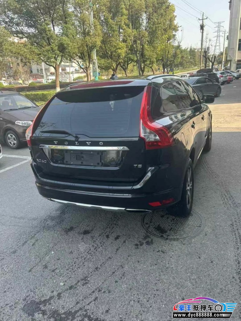 14年沃尔沃XC60轿车抵押车出售