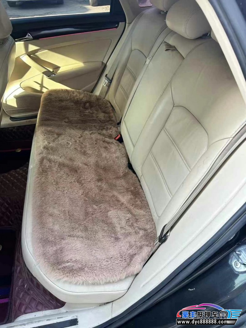 15年大众帕萨特轿车抵押车出售