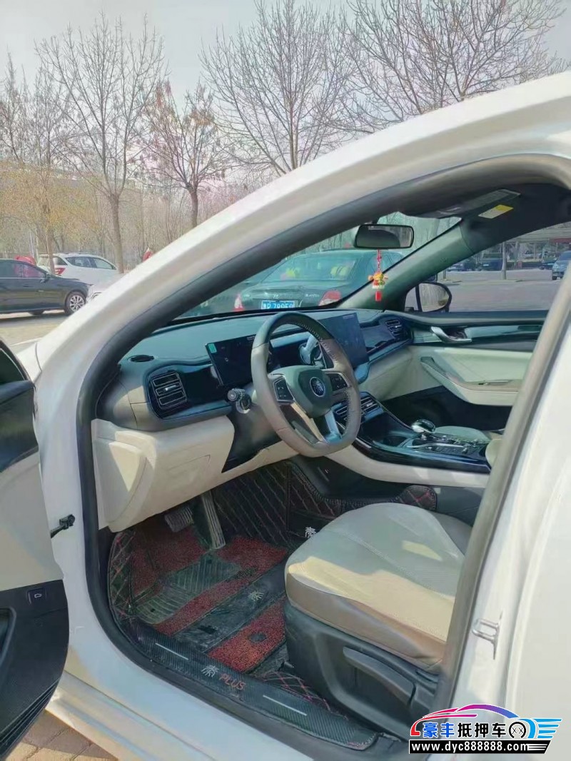 24年比亚迪秦轿车抵押车出售