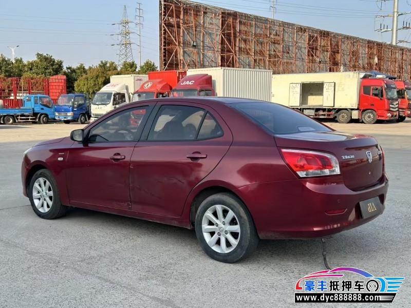 13年宝骏630轿车抵押车出售