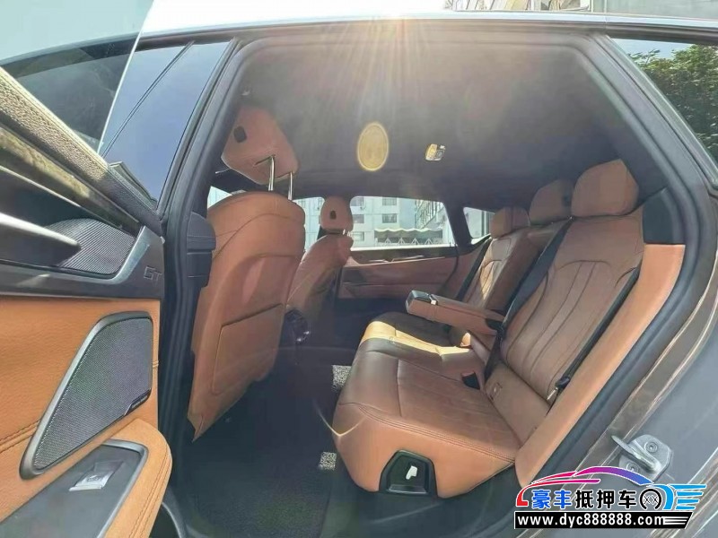 21年宝马6系GT轿车抵押车出售