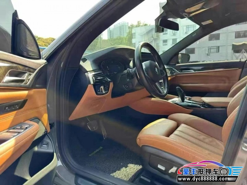 21年宝马6系GT轿车抵押车出售