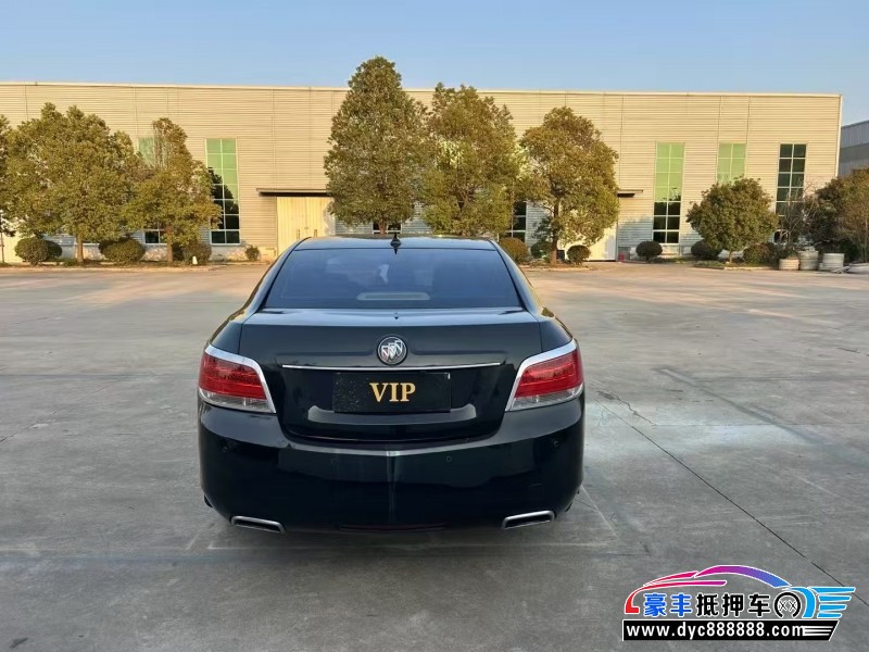 12年别克君越轿车抵押车出售