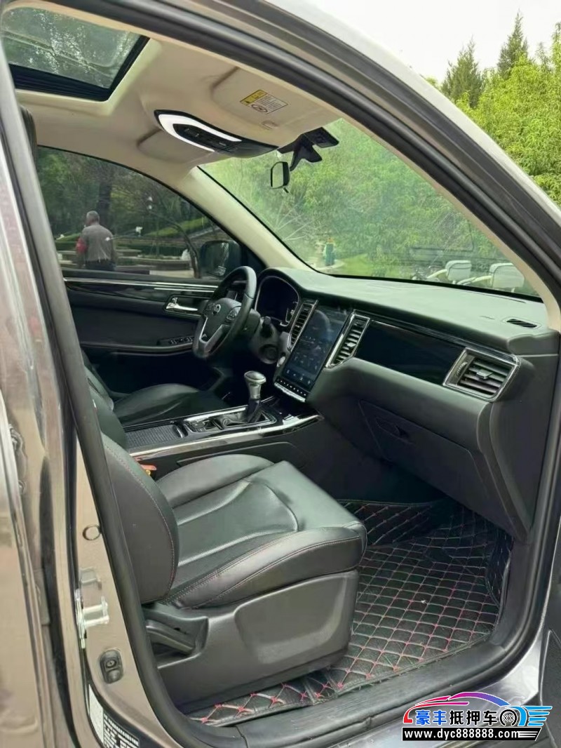 20年SWM斯威汽车G05轿车抵押车出售