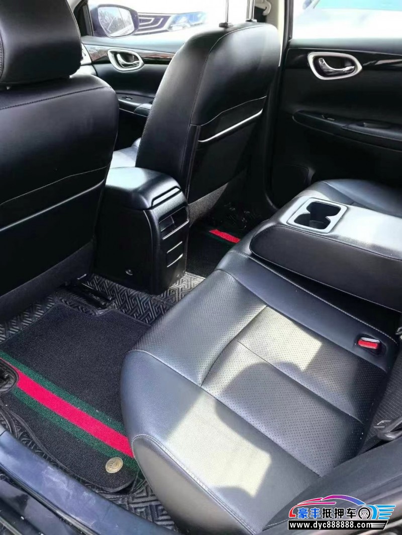 19年日产轩逸轿车抵押车出售