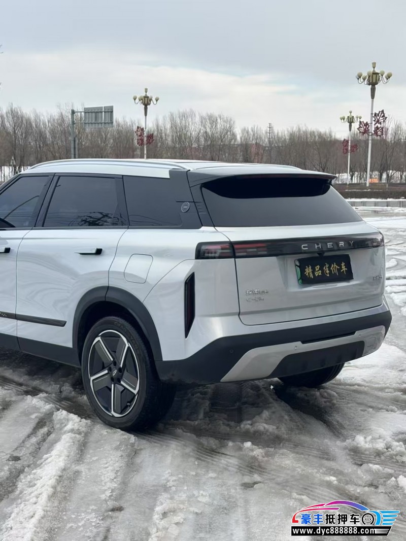 24年奇瑞探索轿车抵押车出售