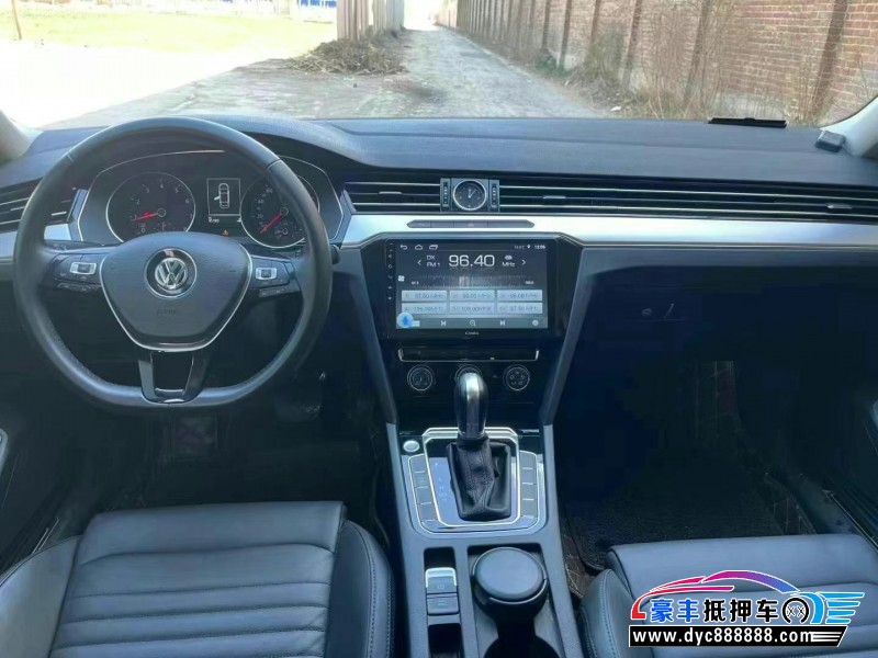 19年大众迈腾轿车抵押车出售