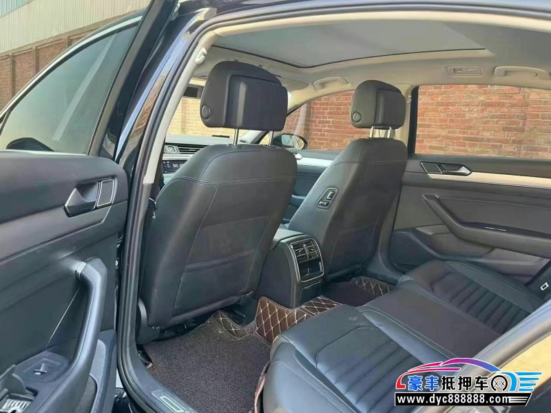 19年大众迈腾轿车抵押车出售